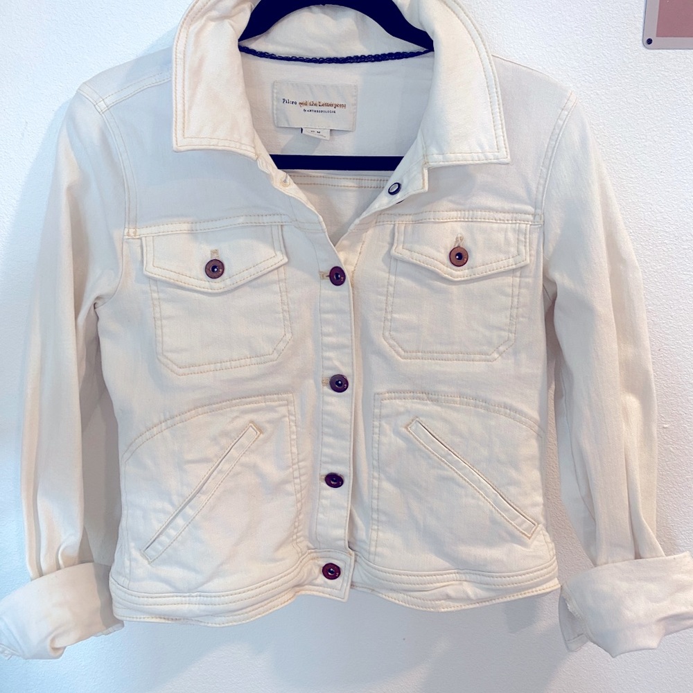 Pilcro cropped white denim jacket, size medium